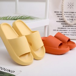In-Stock Solid Color Thick-Sole Summer Couple's Comfortable Sandals, Men's and Women's Outdoor and Indoor Bathing Slippers Wholesale